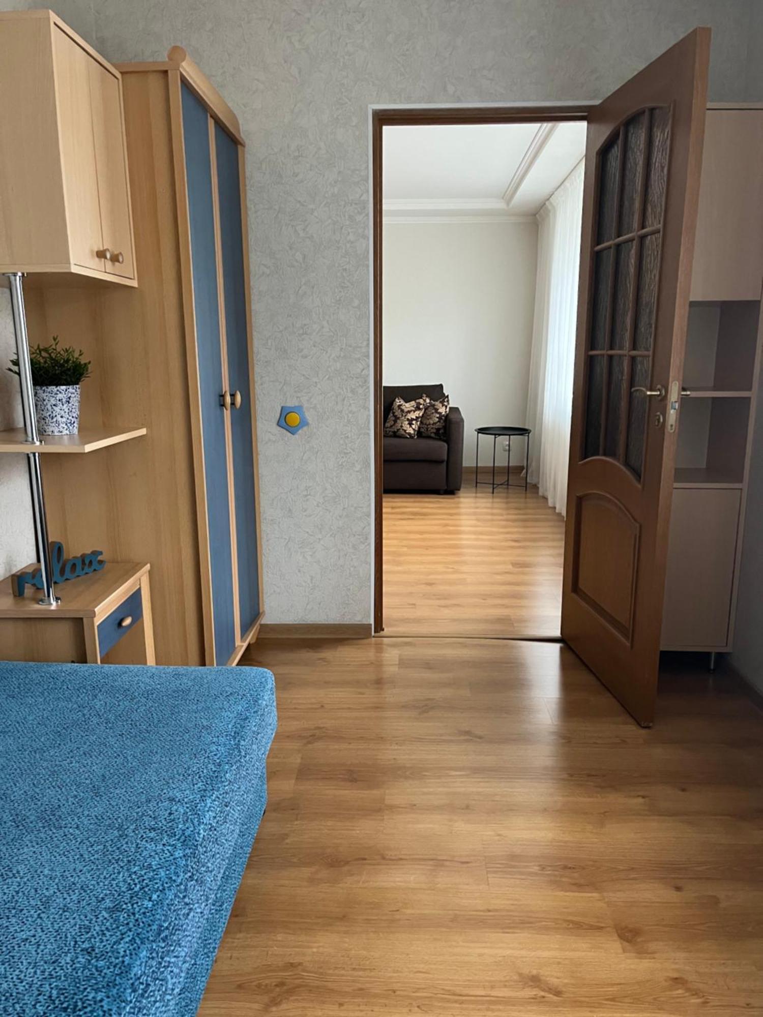 Center Two Bedroom Apartment Daugavpils Esterno foto
